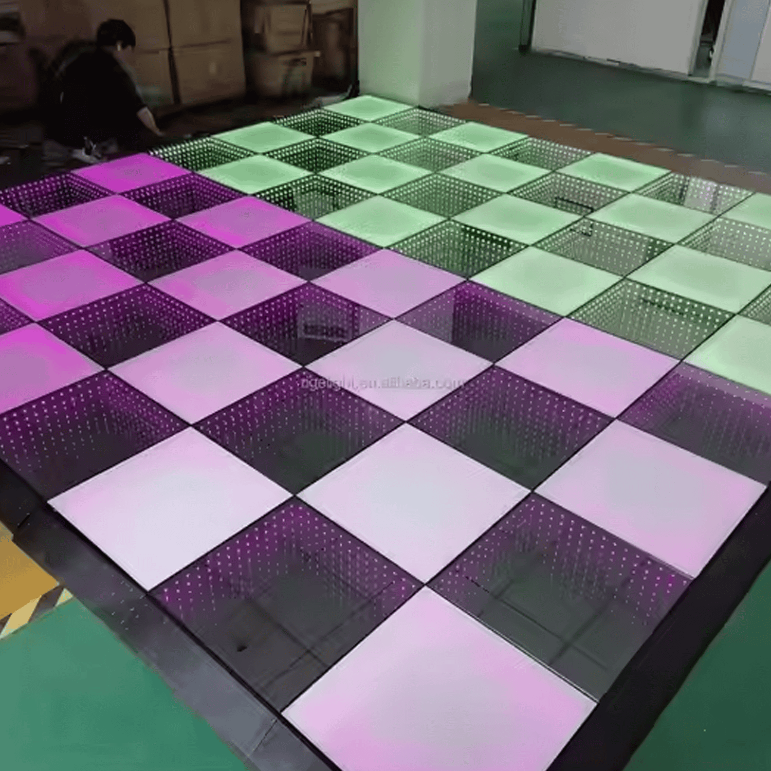 Pedana-Luminosa-DanceFloor-RGB-magnetica-3in1-50x50cm