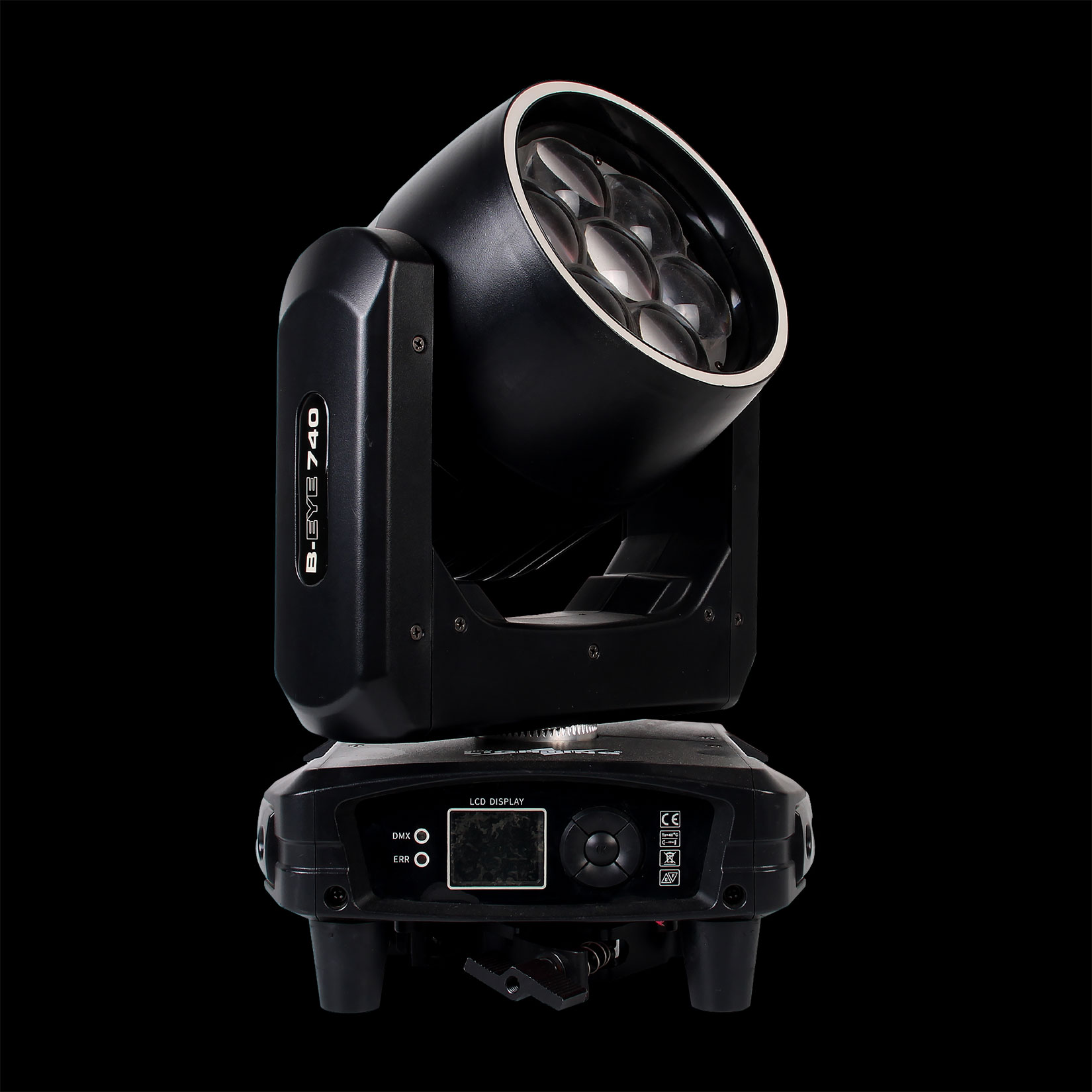 Testa_Mobile_Bee_Eye_7x40W_RGBW_con_Ring Testa Mobile Bee Eye 7x40W RGBW con Ring su Sfondo Nero